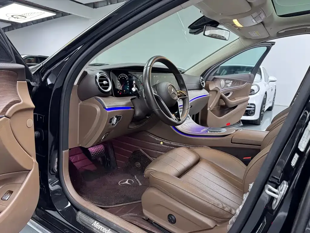 Mercedes-Benz E-Class 2022 из CN, фото 4