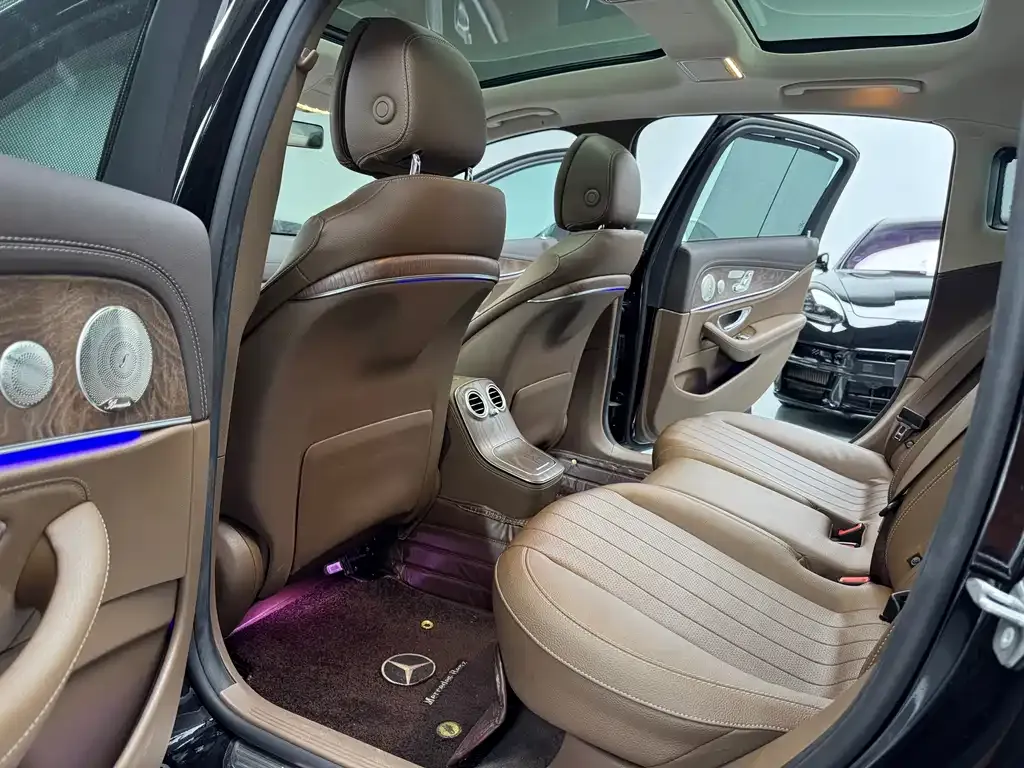 Mercedes-Benz E-Class 2022 из CN, фото 9
