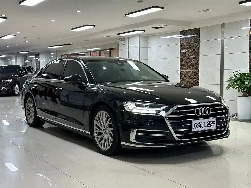 Audi A8 2021 из CN, фото 3
