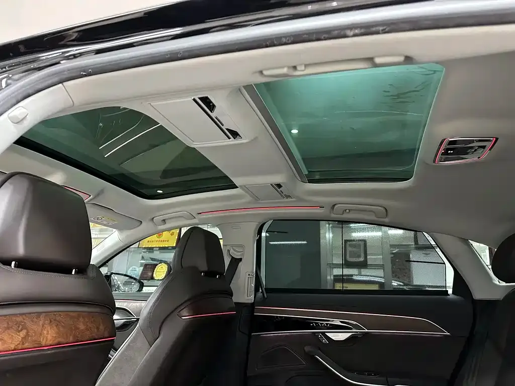 Audi A8 2021 из CN, фото 9