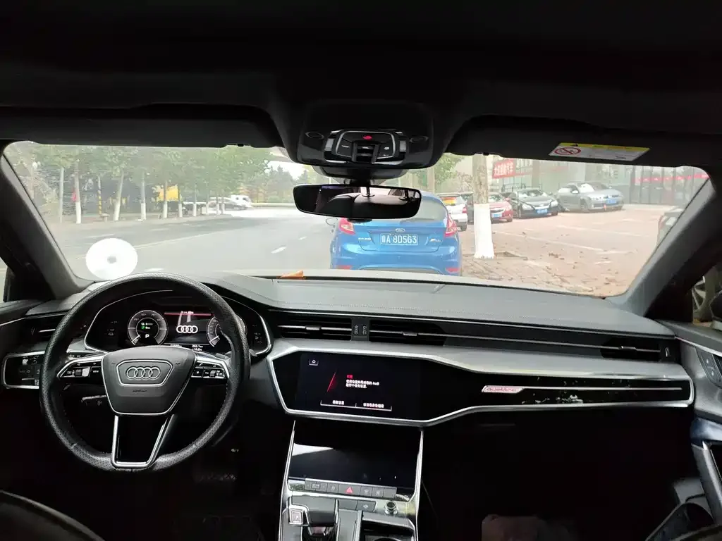 Audi A6L New Energy 2021 из CN, фото 5