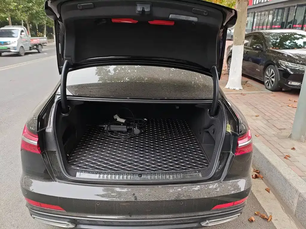 Audi A6L New Energy 2021 из CN, фото 8
