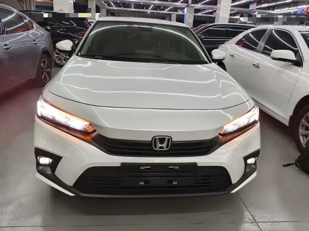 Honda Civic 2025 из CN, фото 3