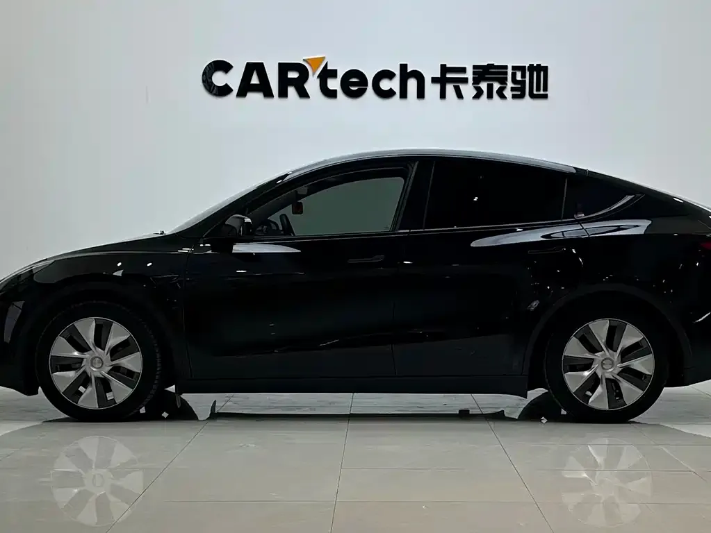 Tesla Model Y 2022 из CN, фото 3