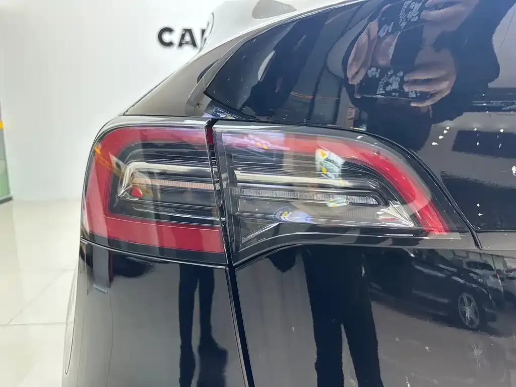 Tesla Model Y 2022 из CN, фото 5