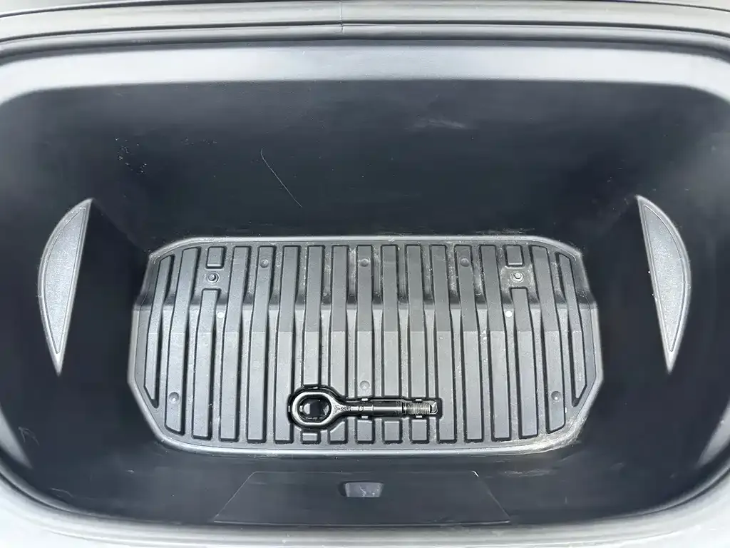 Tesla Model Y 2022 из CN, фото 7