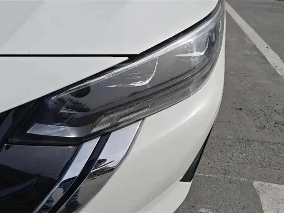 Nissan Sylphy 2023 из CN, фото 5