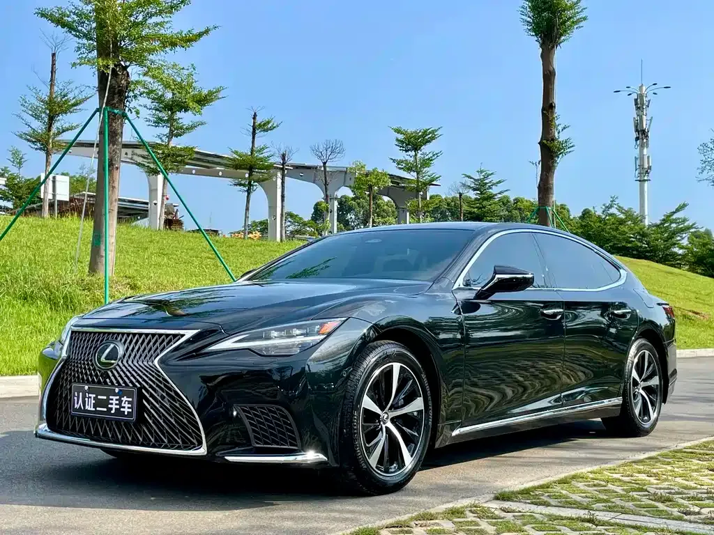 Lexus LS 2024 из CN, фото 1