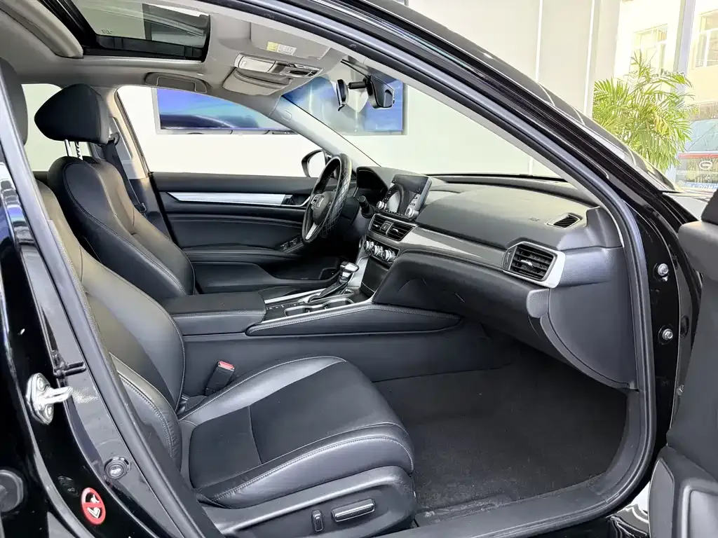 Honda Accord 2021 из CN, фото 6
