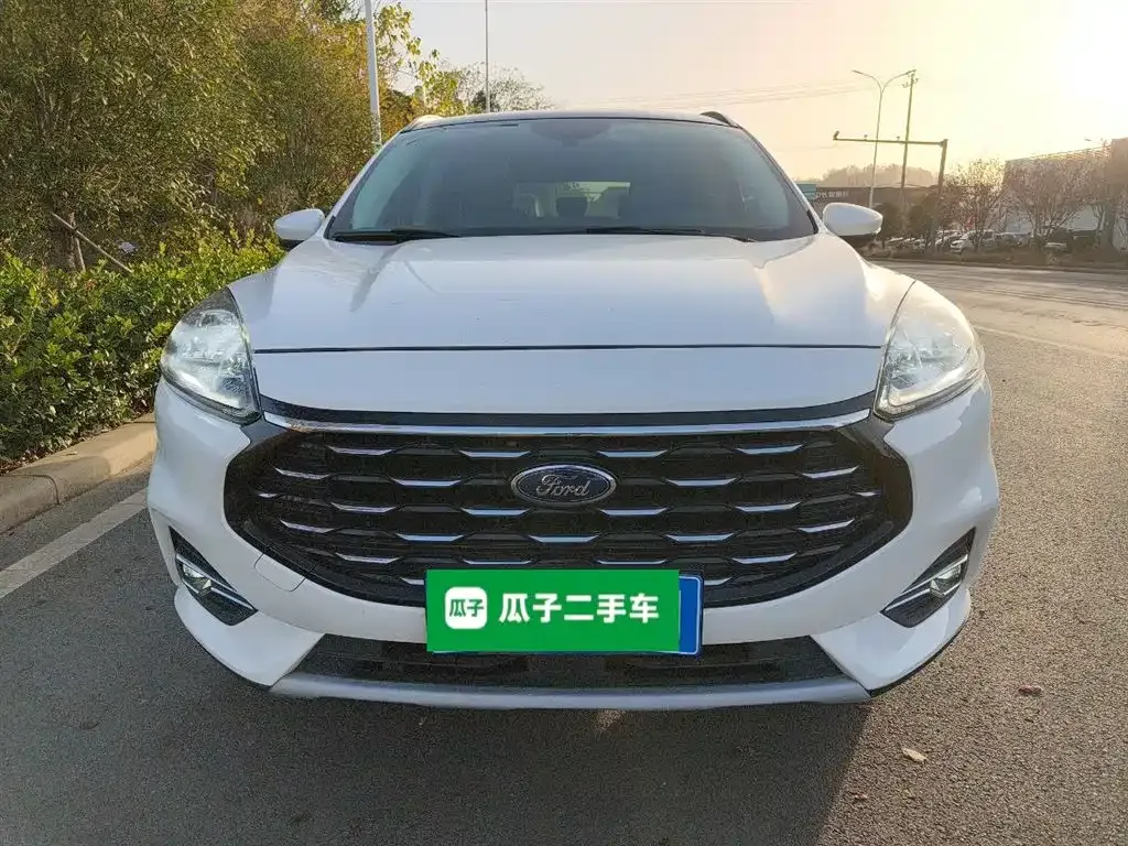 Ford Escape 2021 из CN, фото 3