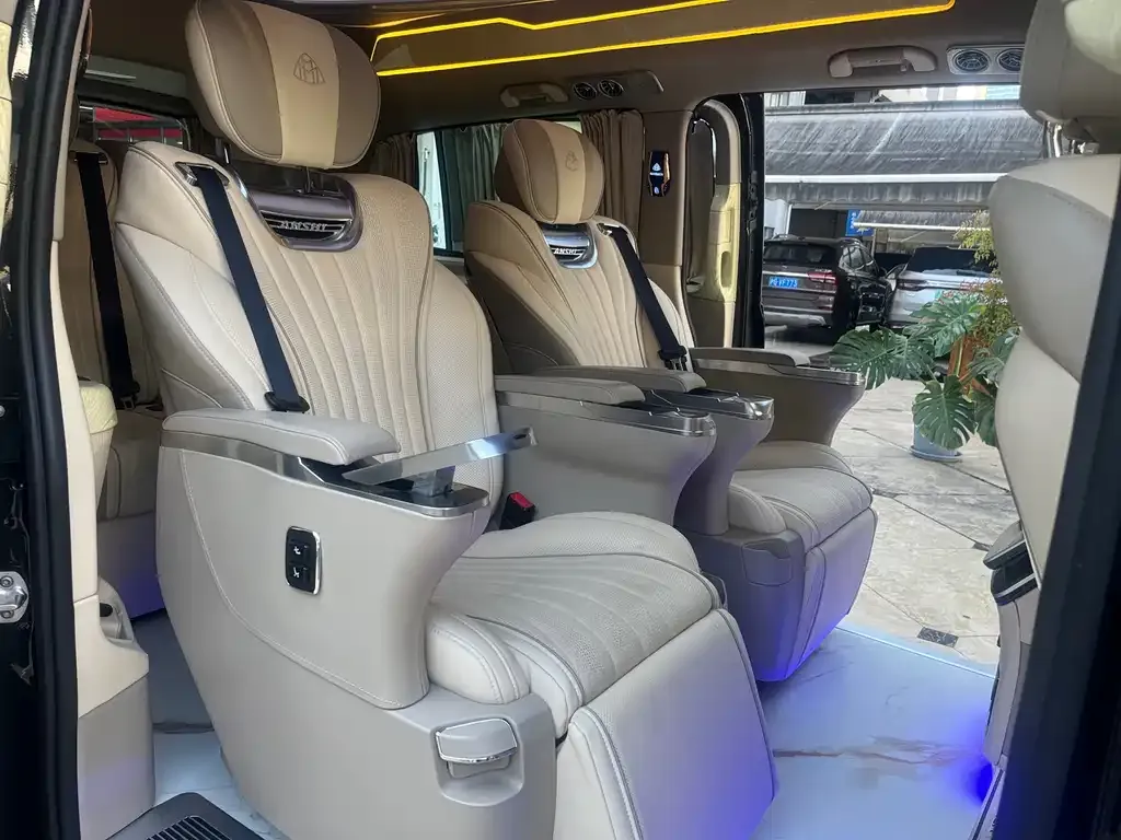 Mercedes-Benz Vito 2023 из CN, фото 10