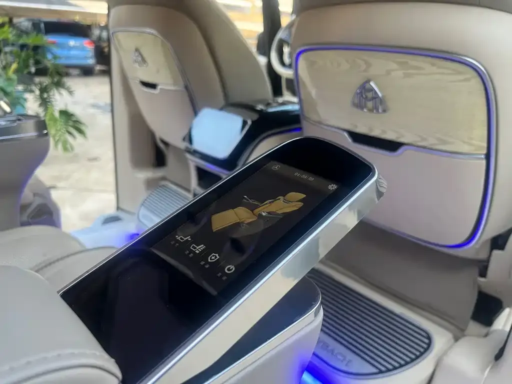 Mercedes-Benz Vito 2023 из CN, фото 8