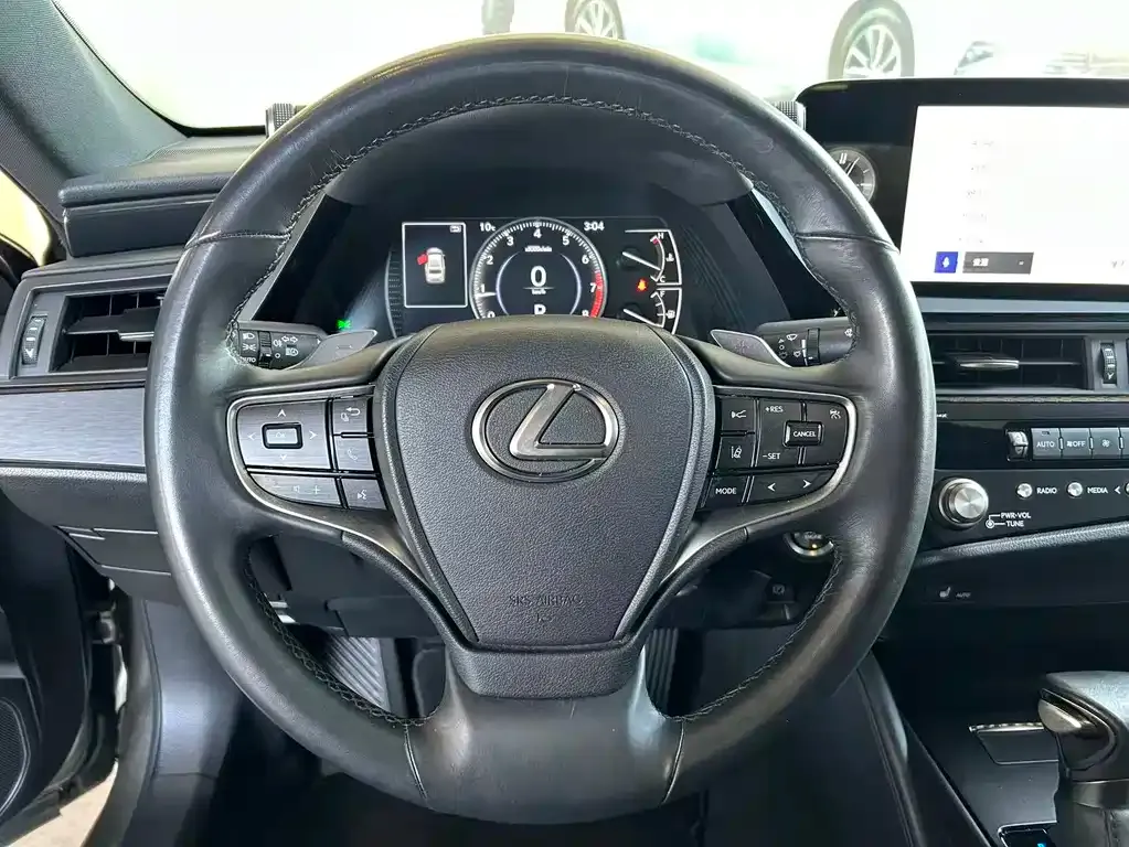 Lexus ES 2023 из CN, фото 7