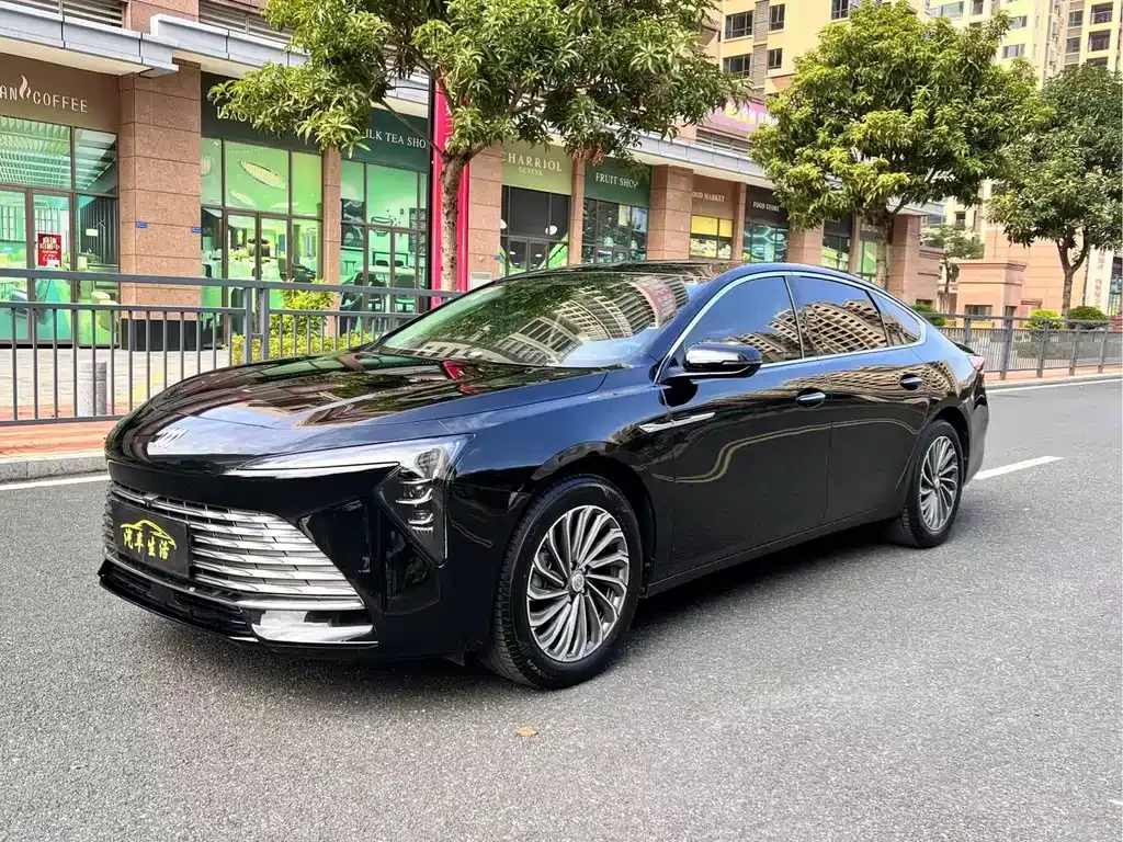 Buick LaCrosse 2024 из CN, фото 1