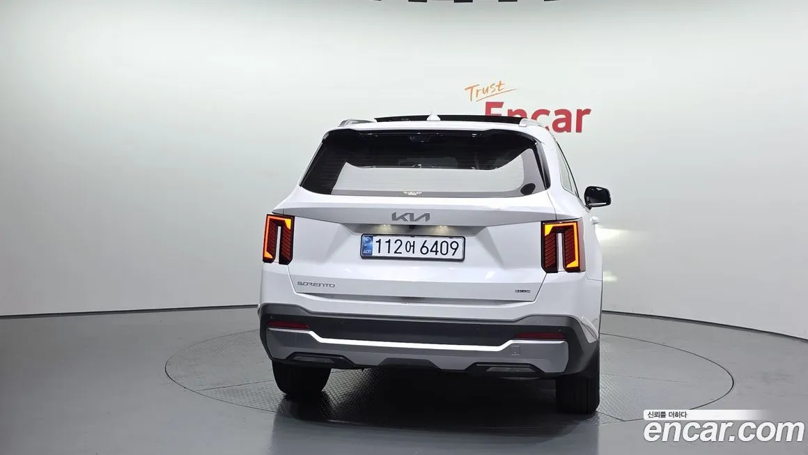 Kia Sorento — фото 4