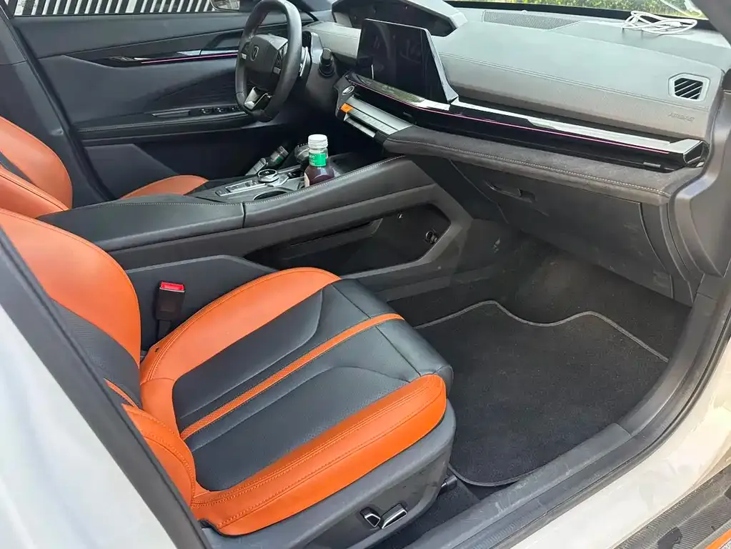 Changan UNI-V 2024 из CN, фото 7