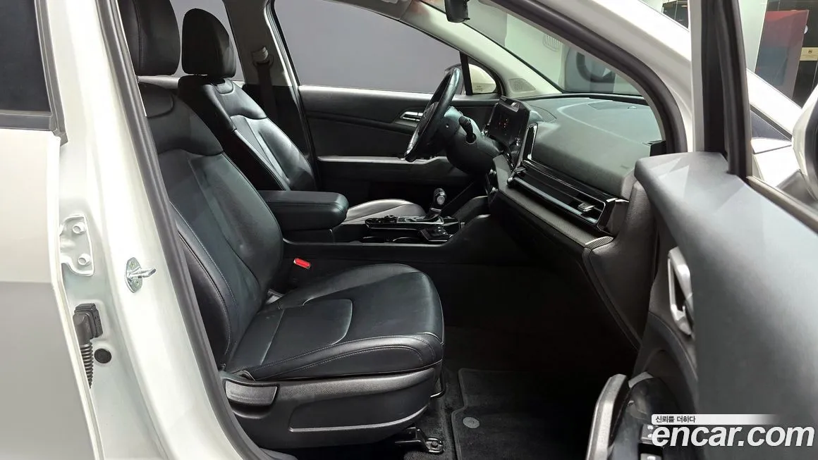 Kia Sportage — фото 10