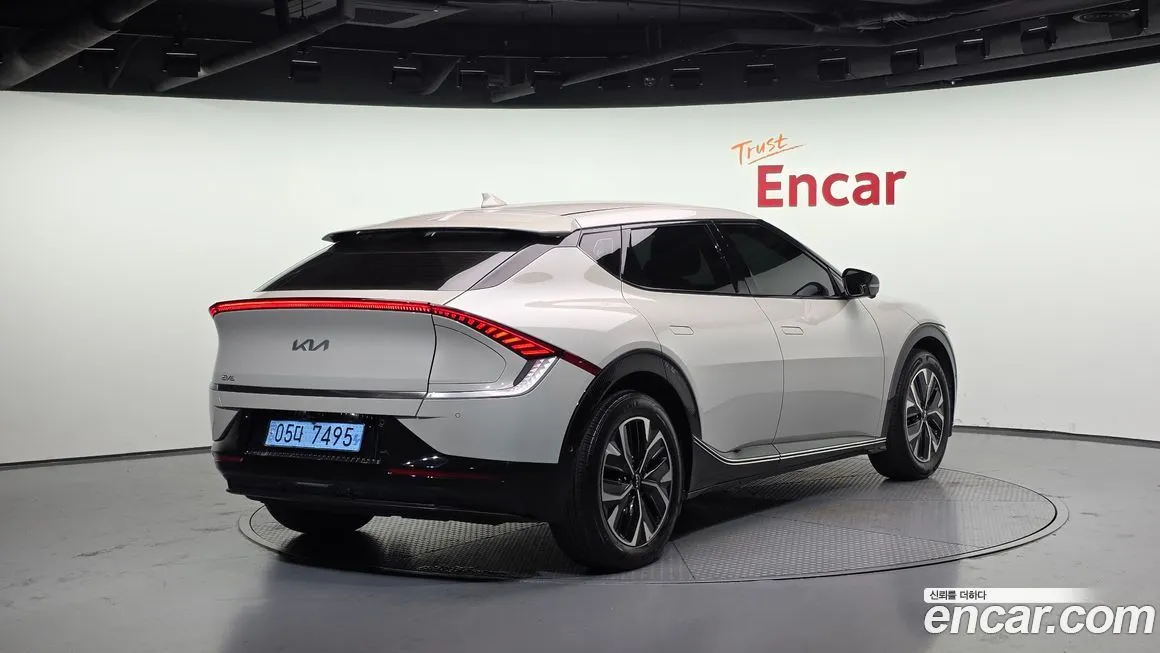Kia EV6 — фото 2