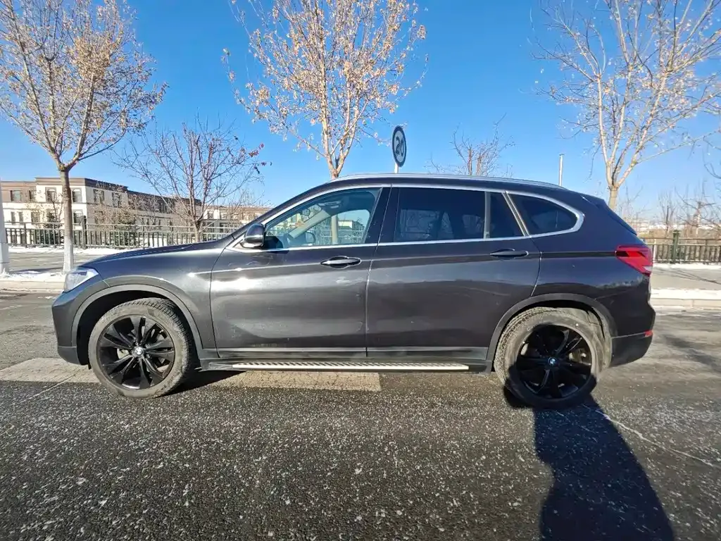 BMW X1 2021 из CN, фото 10