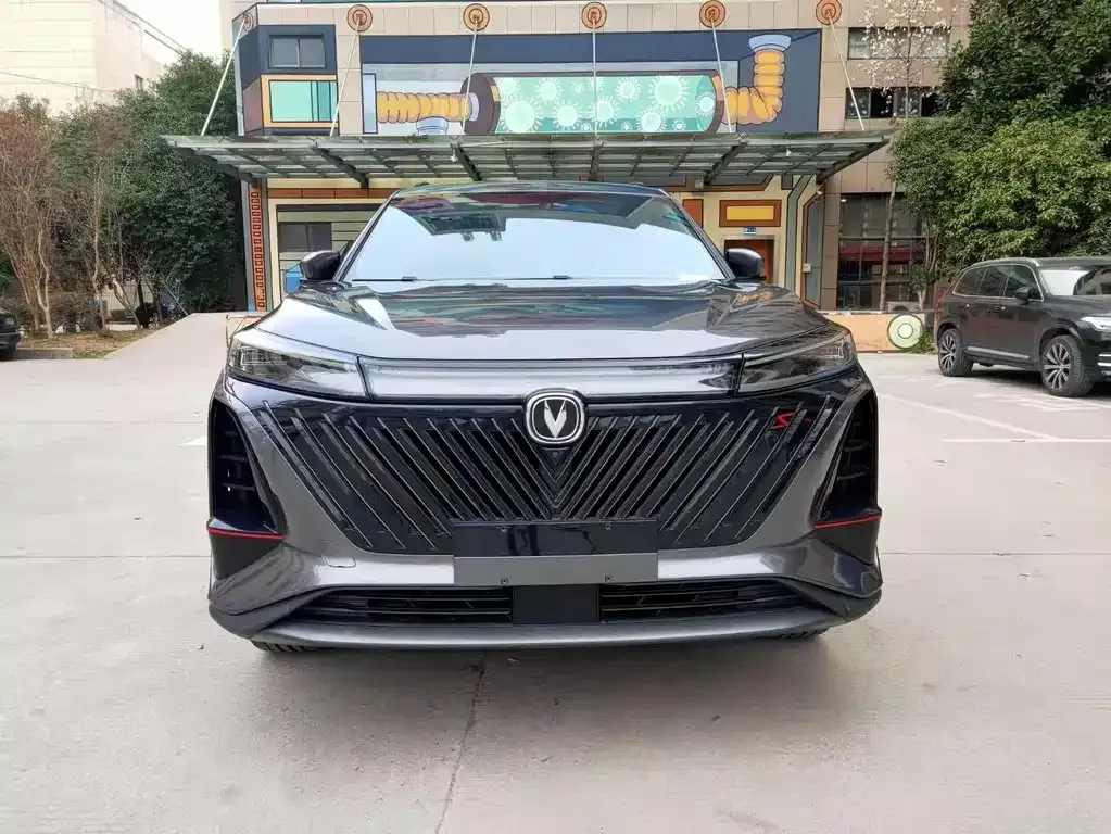 Changan CS75PLUS 2022 из CN, фото 2