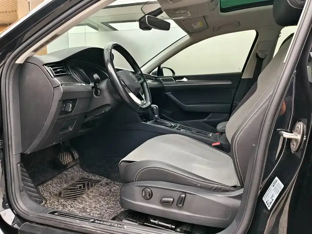 Volkswagen Magotan 2021 из CN, фото 7