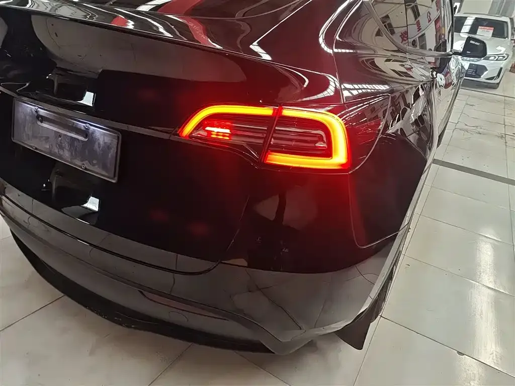 Tesla Model Y 2022 из CN, фото 8