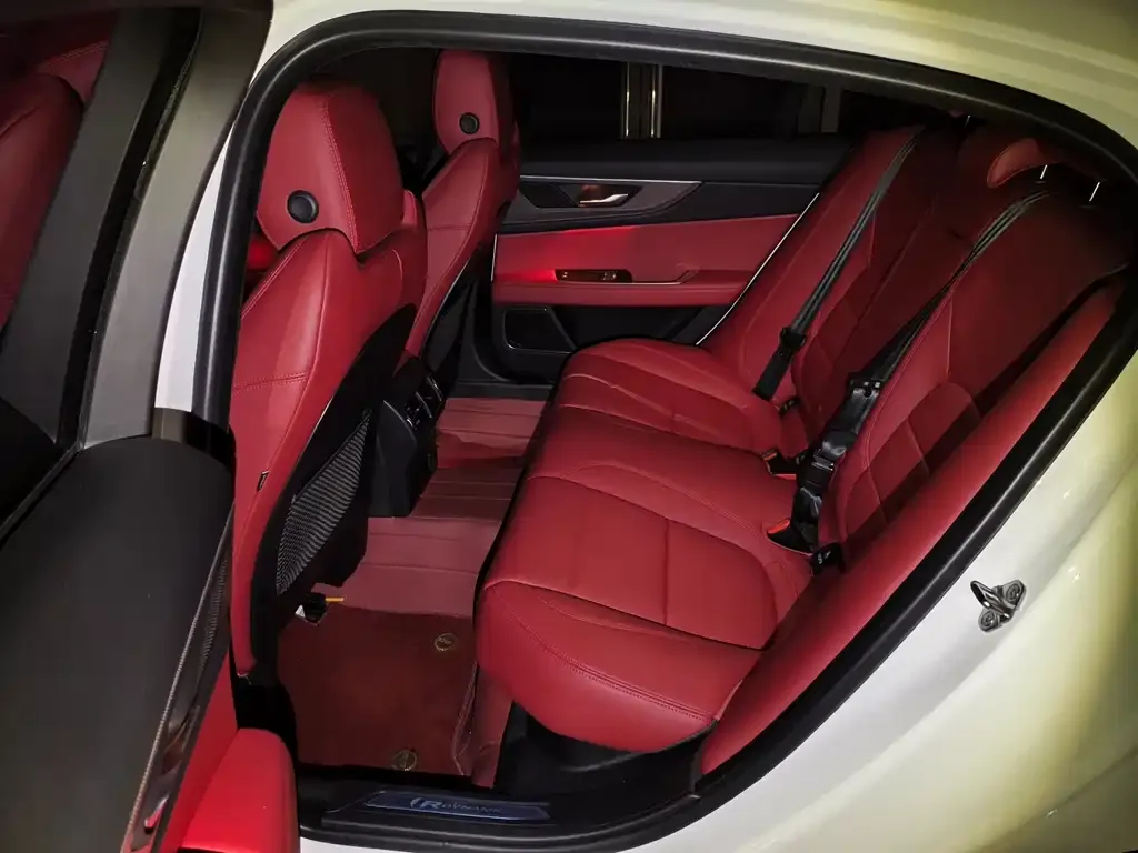 Jaguar XEL 2023 из CN, фото 5