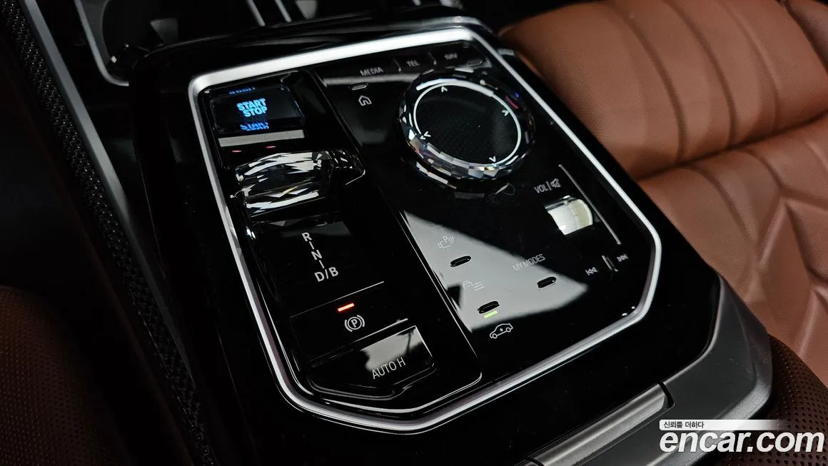 BMW i7 2023 из KR, фото 9