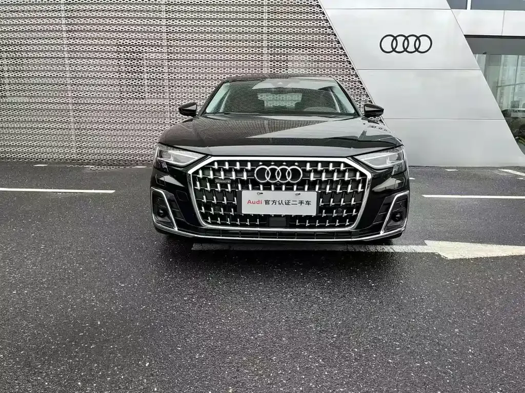 Audi A8 2024 из CN, фото 2