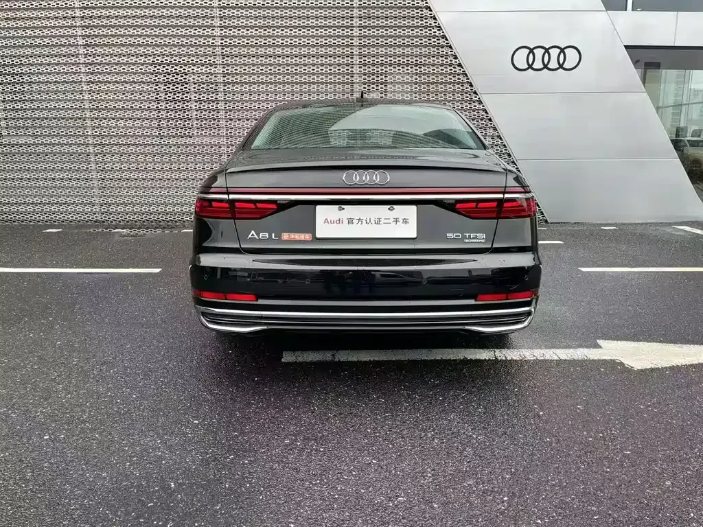 Audi A8 2024 из CN, фото 4