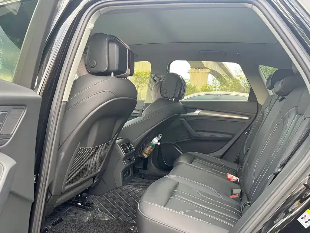 Audi Q5L 2022 из CN, фото 9