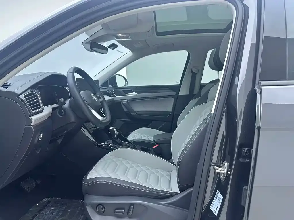Volkswagen Tayron 2022 из CN, фото 8
