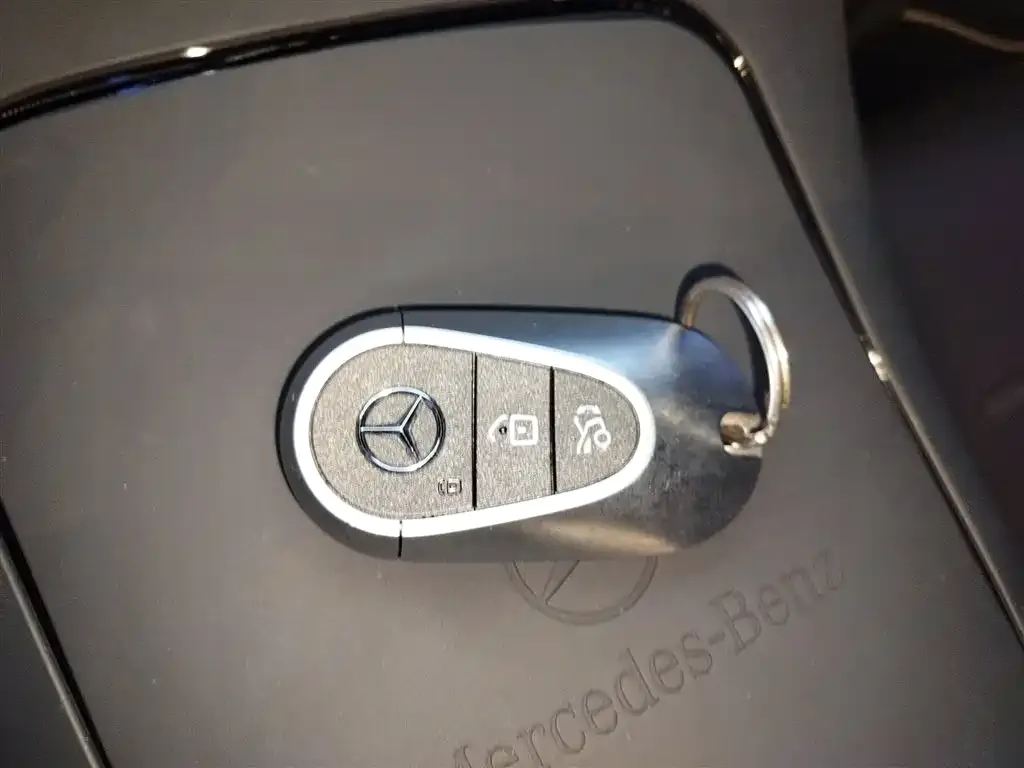 Mercedes-Benz C-Class 2024 из CN, фото 9