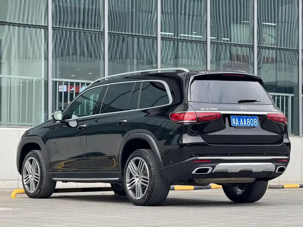 Mercedes-Benz GLS — фото 4