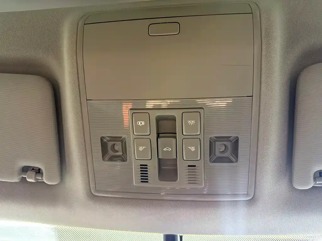 Skoda Superb 2021 из CN, фото 10