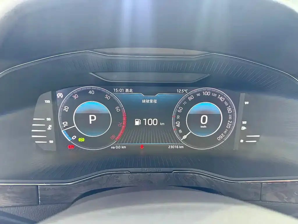 Skoda Superb 2021 из CN, фото 9