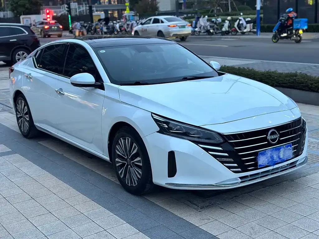 Nissan Teana 2023 из CN, фото 1