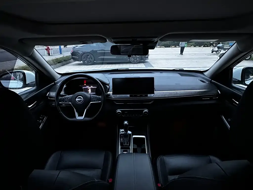 Nissan Teana 2023 из CN, фото 4
