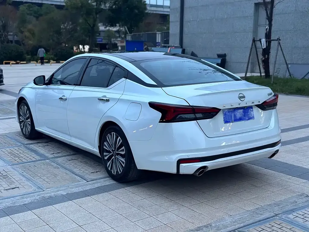 Nissan Teana 2023 из CN, фото 7
