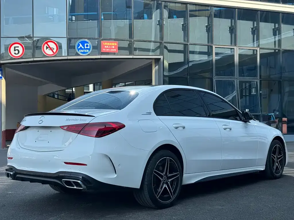Mercedes-Benz C-Class 2024 из CN, фото 4