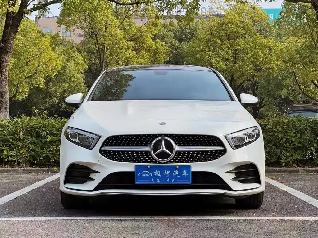 Mercedes-Benz A-Class 2023 из CN, фото 2