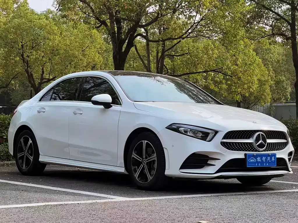 Mercedes-Benz A-Class 2023 из CN, фото 3