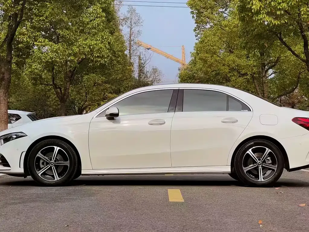 Mercedes-Benz A-Class 2023 из CN, фото 8