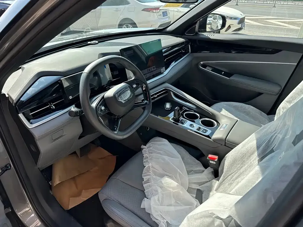 Geely Boyue 2025 из CN, фото 8