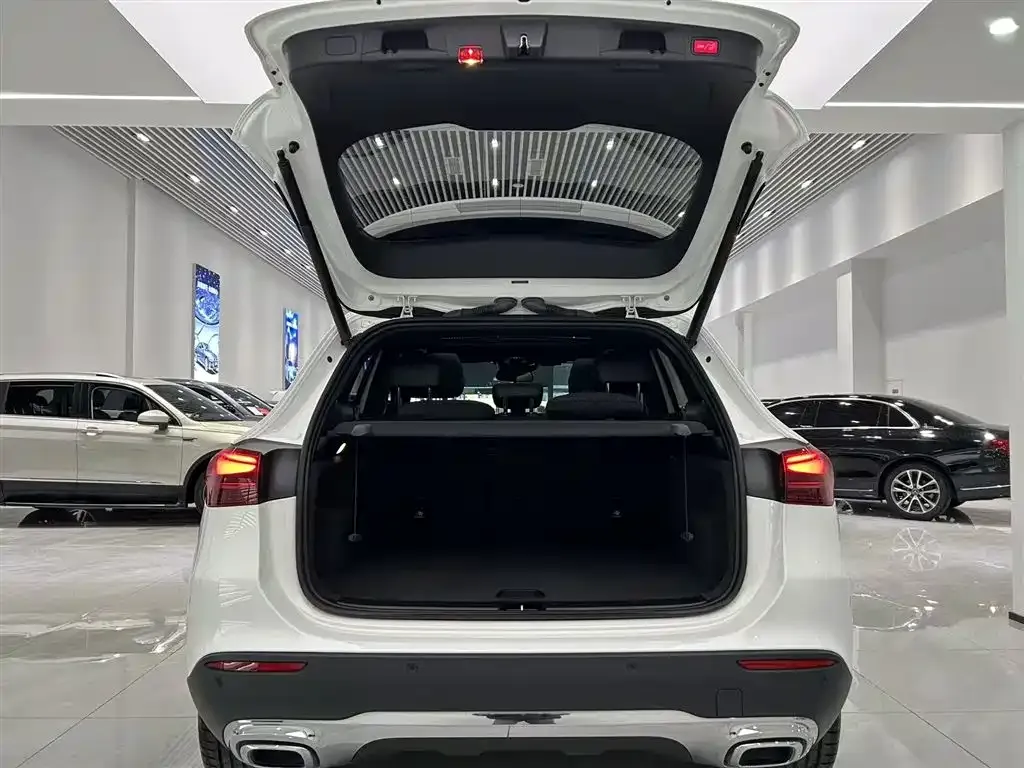 Mercedes-Benz GLA 2024 из CN, фото 4