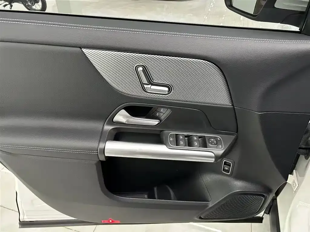 Mercedes-Benz GLA 2024 из CN, фото 5