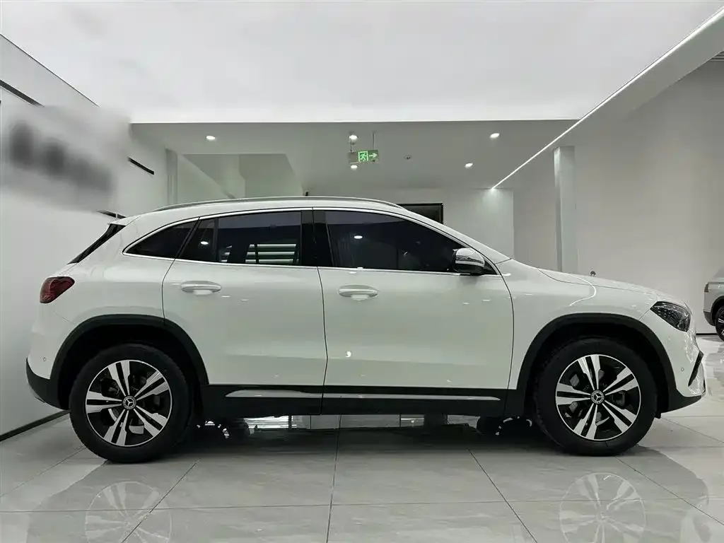 Mercedes-Benz GLA 2024 из CN, фото 9