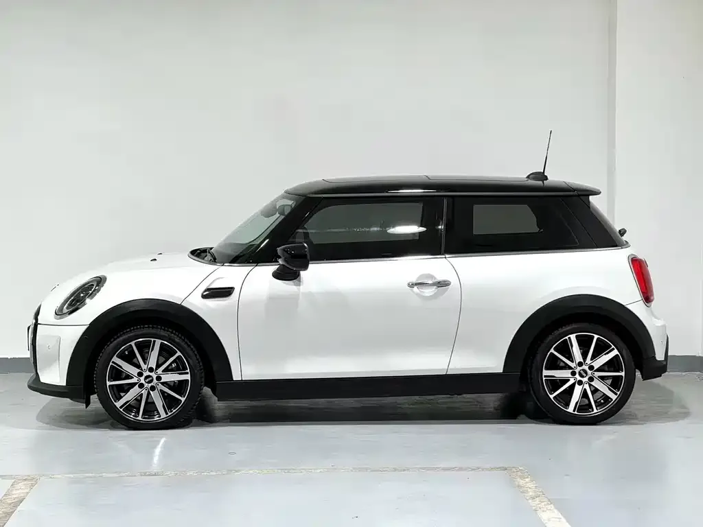 MINI Cooper (3-door) 2023 из CN, фото 5
