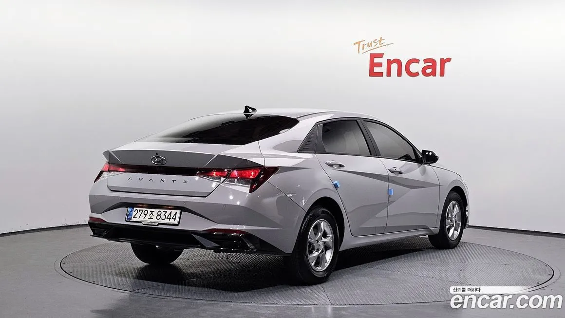 Hyundai AVANTE — фото 2