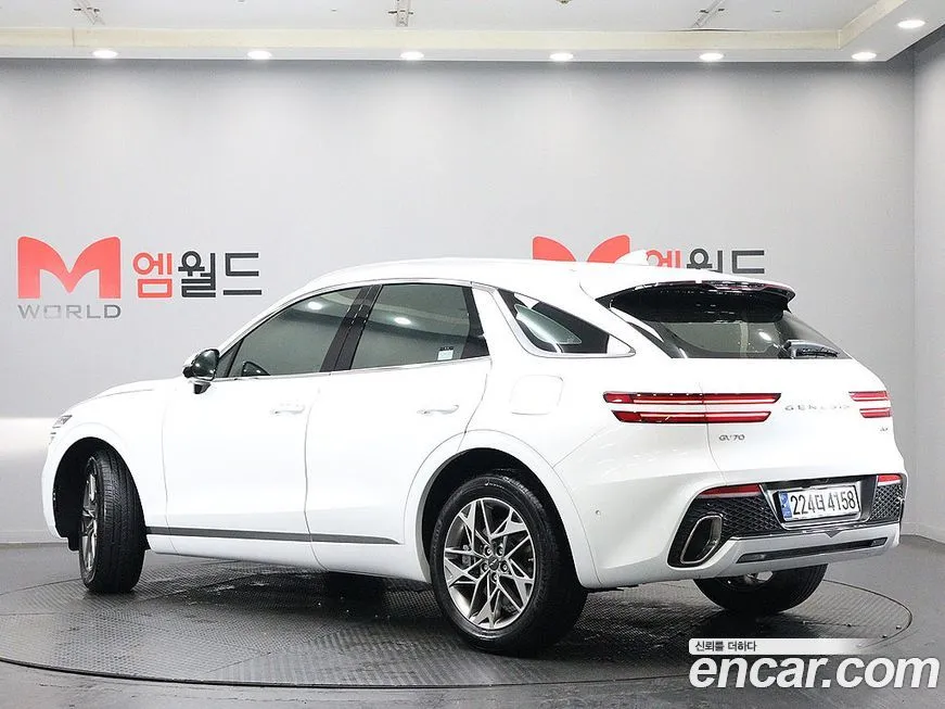 Genesis GV70 2024 из KR, фото 4